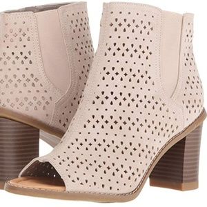 Dr. Scholl's Women's Peyton Ankle Bootie Size 7